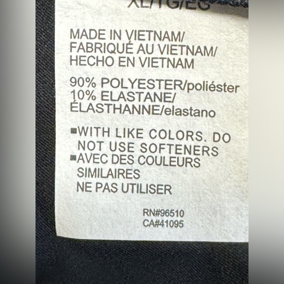 NWT Under Armour Twist Tank - Picture 5 of 5